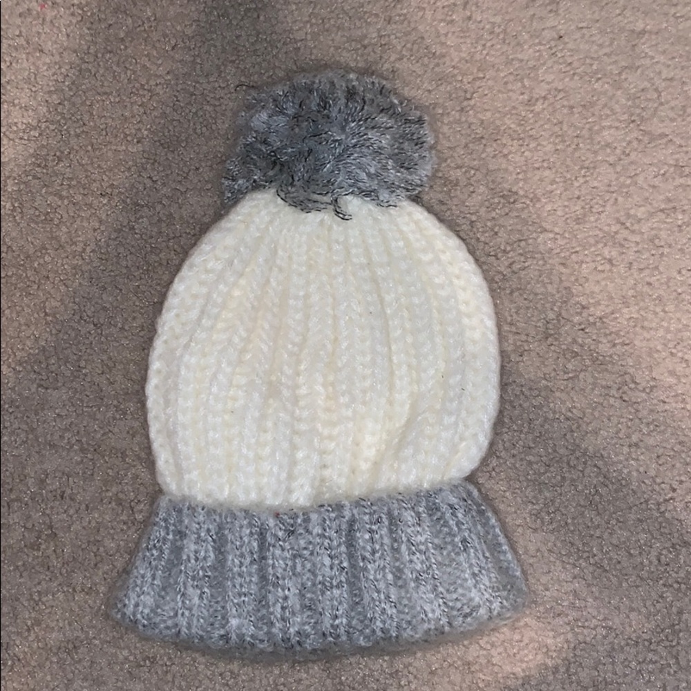 Wool Pom beanie